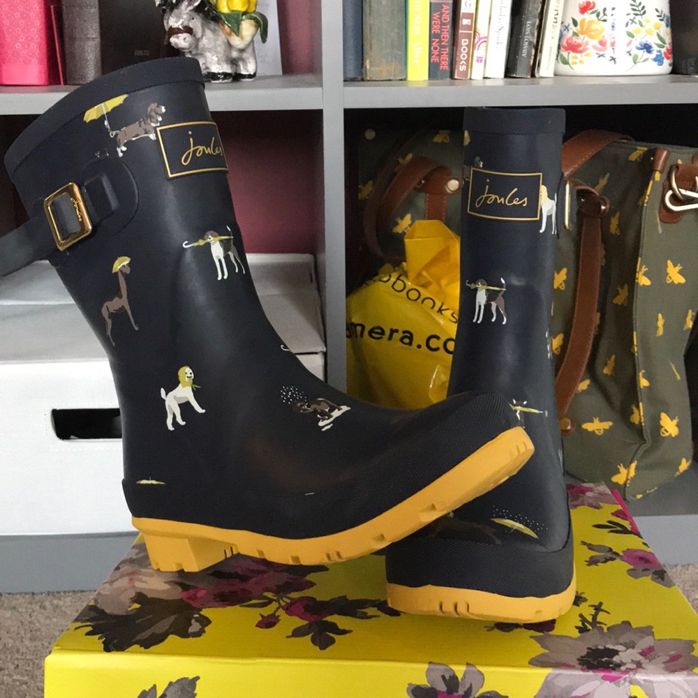Rainboots